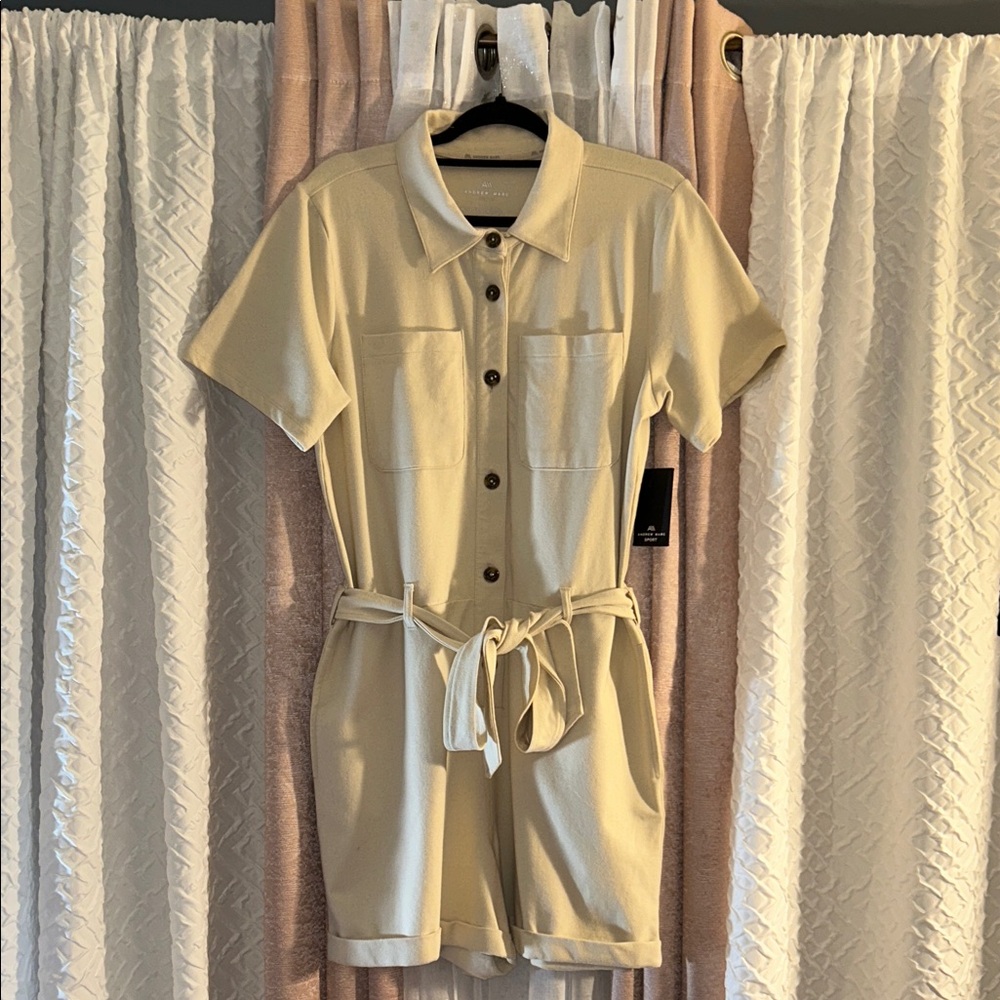 NWT Andrew Marc Size XL Beige Belted Romper